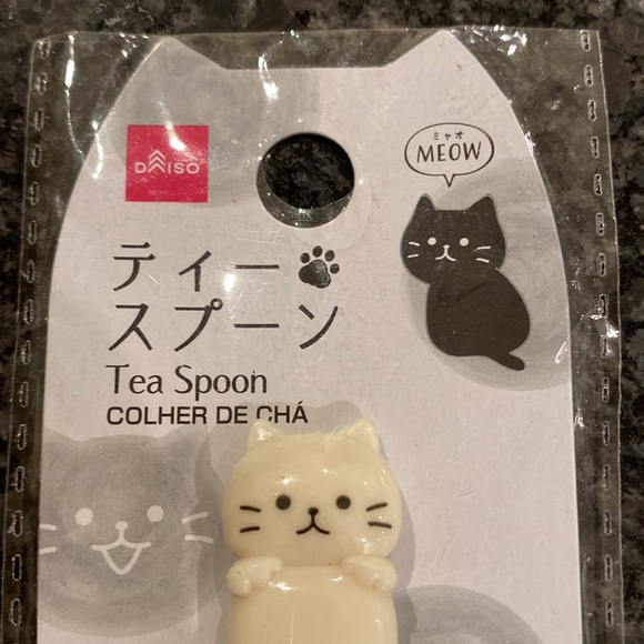 Daiso “meow” tea spoon - Picture 3 of 3